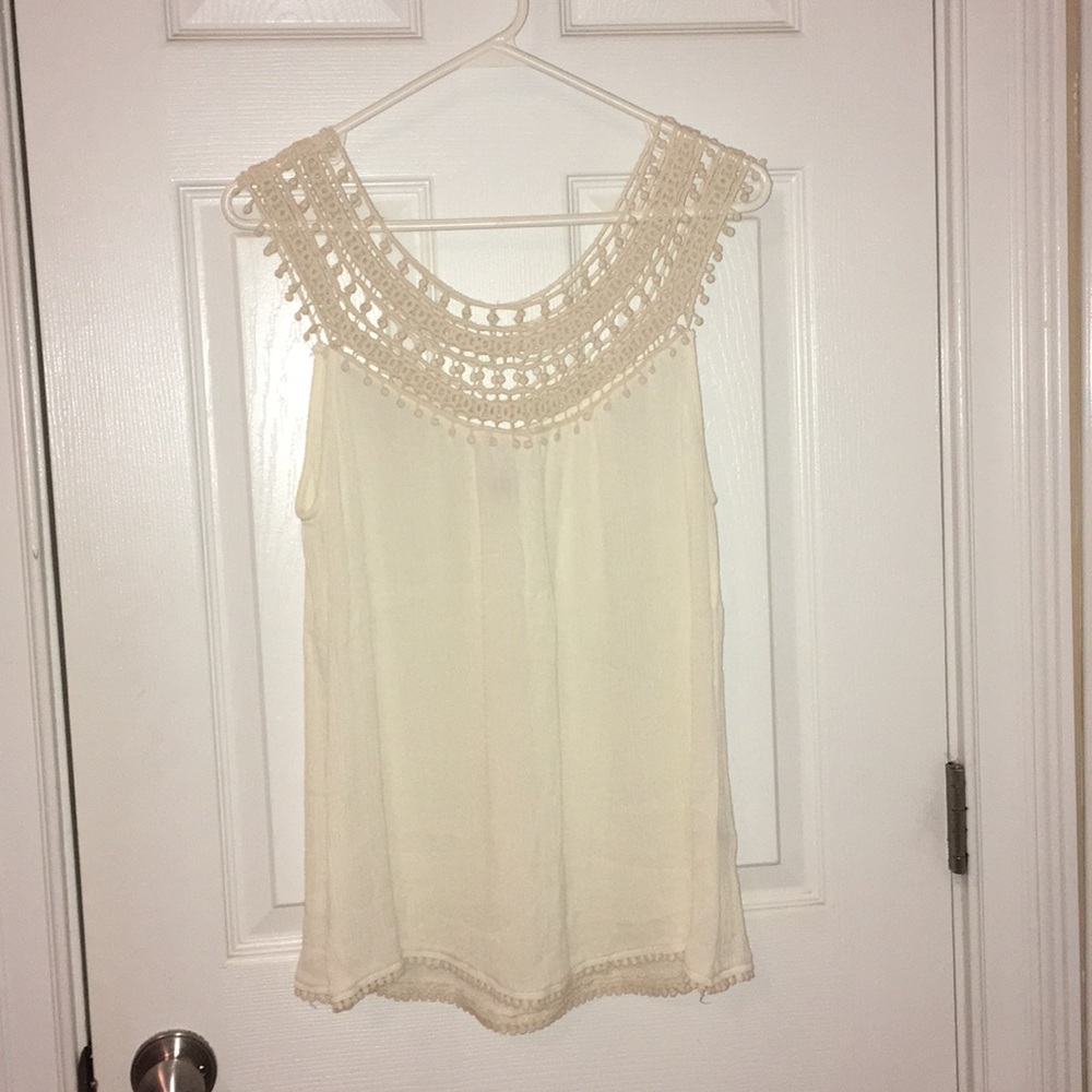 Sleeveless crochet top